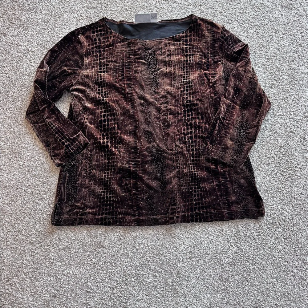 Elegant Brown Velvet Women's Top - Picture 1 of 3